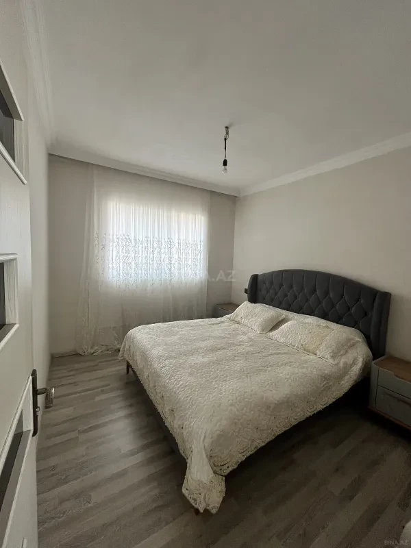 Satılır 7 otaqlı həyət evi 195 m²
