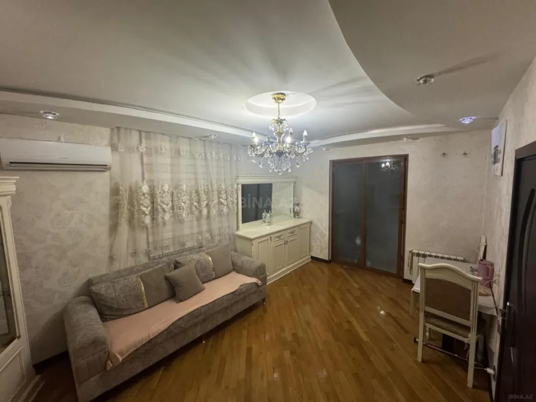 Satılır 2 otaqlı mənzil 45 m²