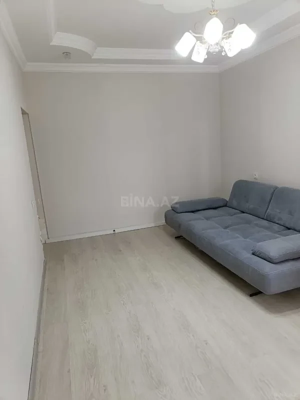 Satılır 2 otaqlı mənzil 68 m²