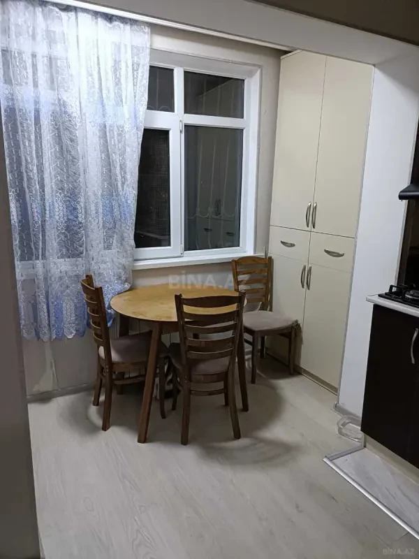 Satılır 2 otaqlı mənzil 68 m²