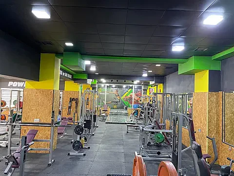 Kirayə verilir obyekt 300 m² — Bakı, Yeni Yasamal 300.00 m²