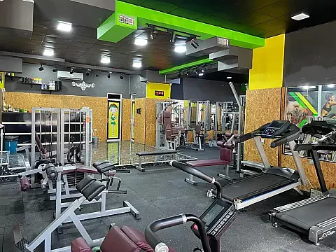 Kirayə verilir obyekt 300 m²