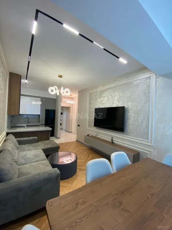 Kirayə verilir 2 otaqlı mənzil 65 m²