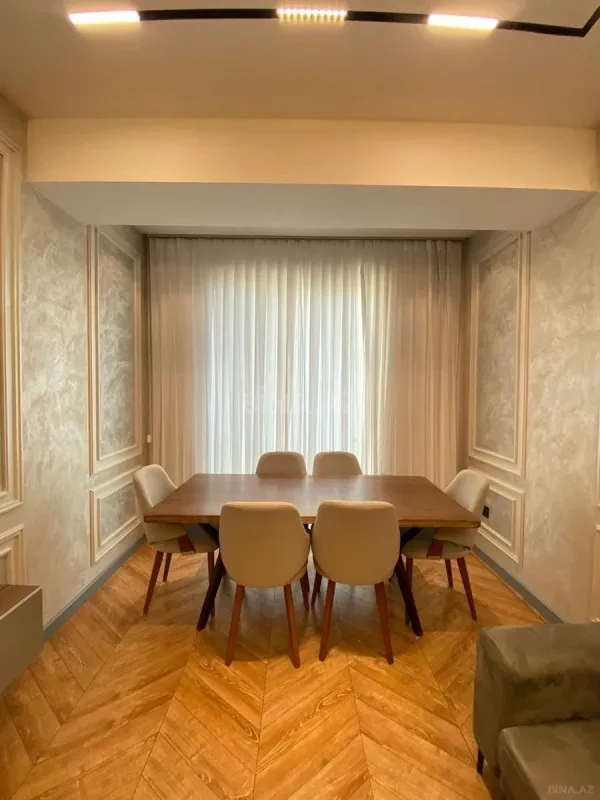 Kirayə verilir 2 otaqlı mənzil 65 m²