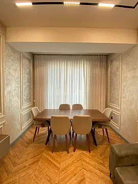 Kirayə verilir 2 otaqlı mənzil 65 m²