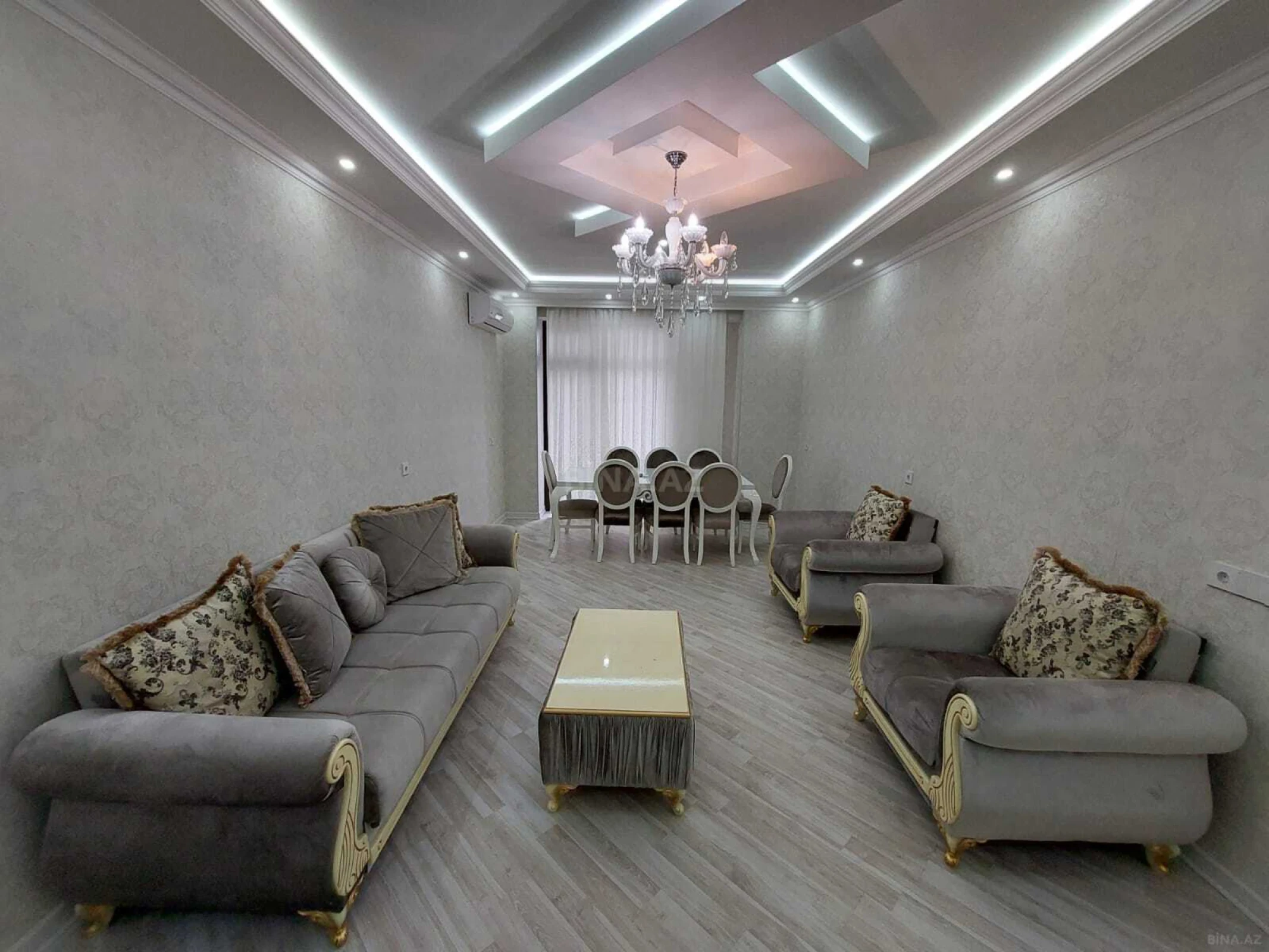 Kirayə verilir 2 otaqlı mənzil 102 m²