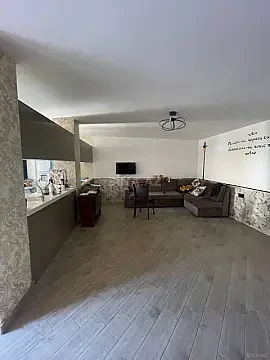 Kirayə verilir 2 otaqlı ofis 80 m²