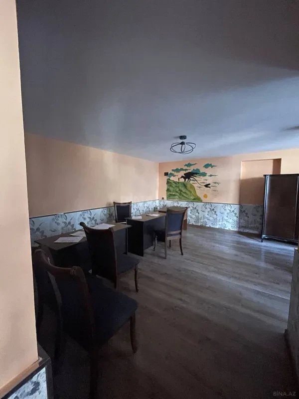 Kirayə verilir 2 otaqlı ofis 80 m²