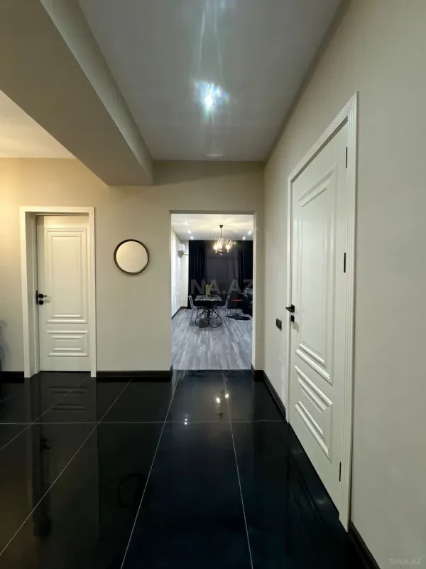 Kirayə verilir 2 otaqlı mənzil 100 m²