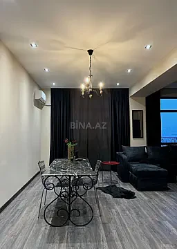 Kirayə verilir 2 otaqlı mənzil 100 m²