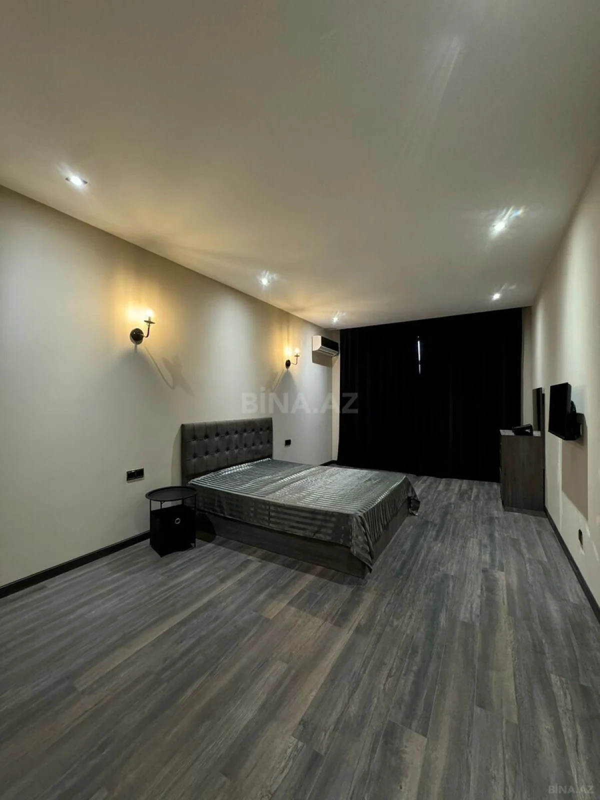 Kirayə verilir 2 otaqlı mənzil 100 m²