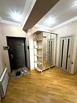 Kirayə verilir 3 otaqlı mənzil 98 m²