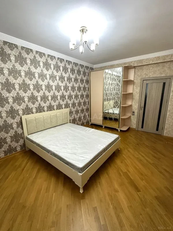 Kirayə verilir 3 otaqlı mənzil 98 m²