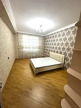 Kirayə verilir 3 otaqlı mənzil 98 m²
