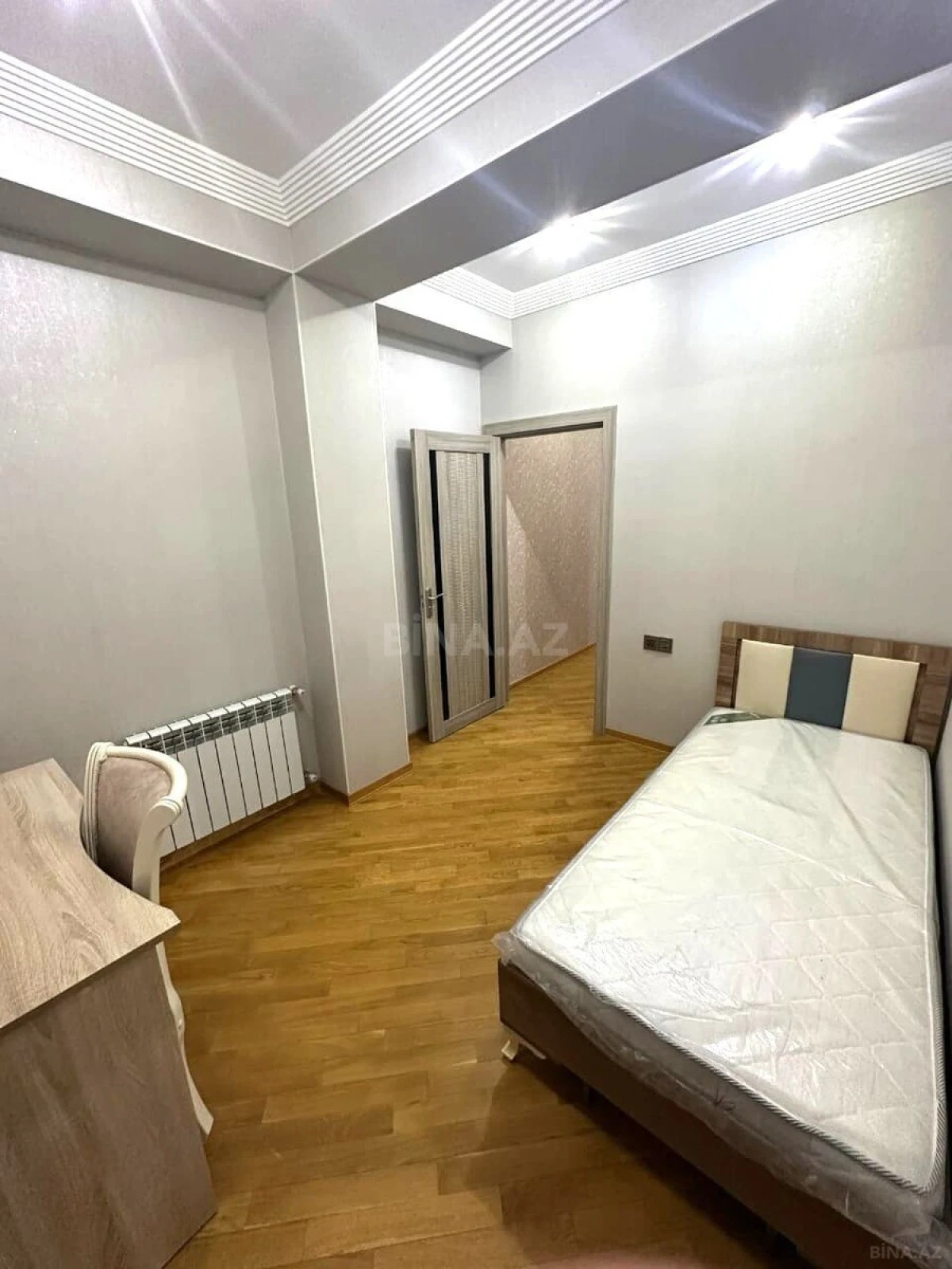 Kirayə verilir 3 otaqlı mənzil 98 m²
