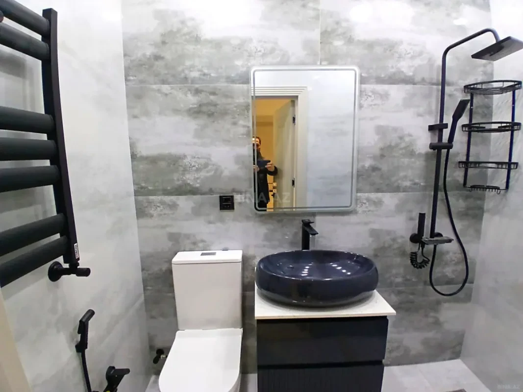 Satılır 2 otaqlı mənzil 62.5 m²