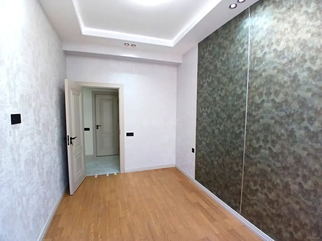 Satılır 2 otaqlı mənzil 62.5 m²