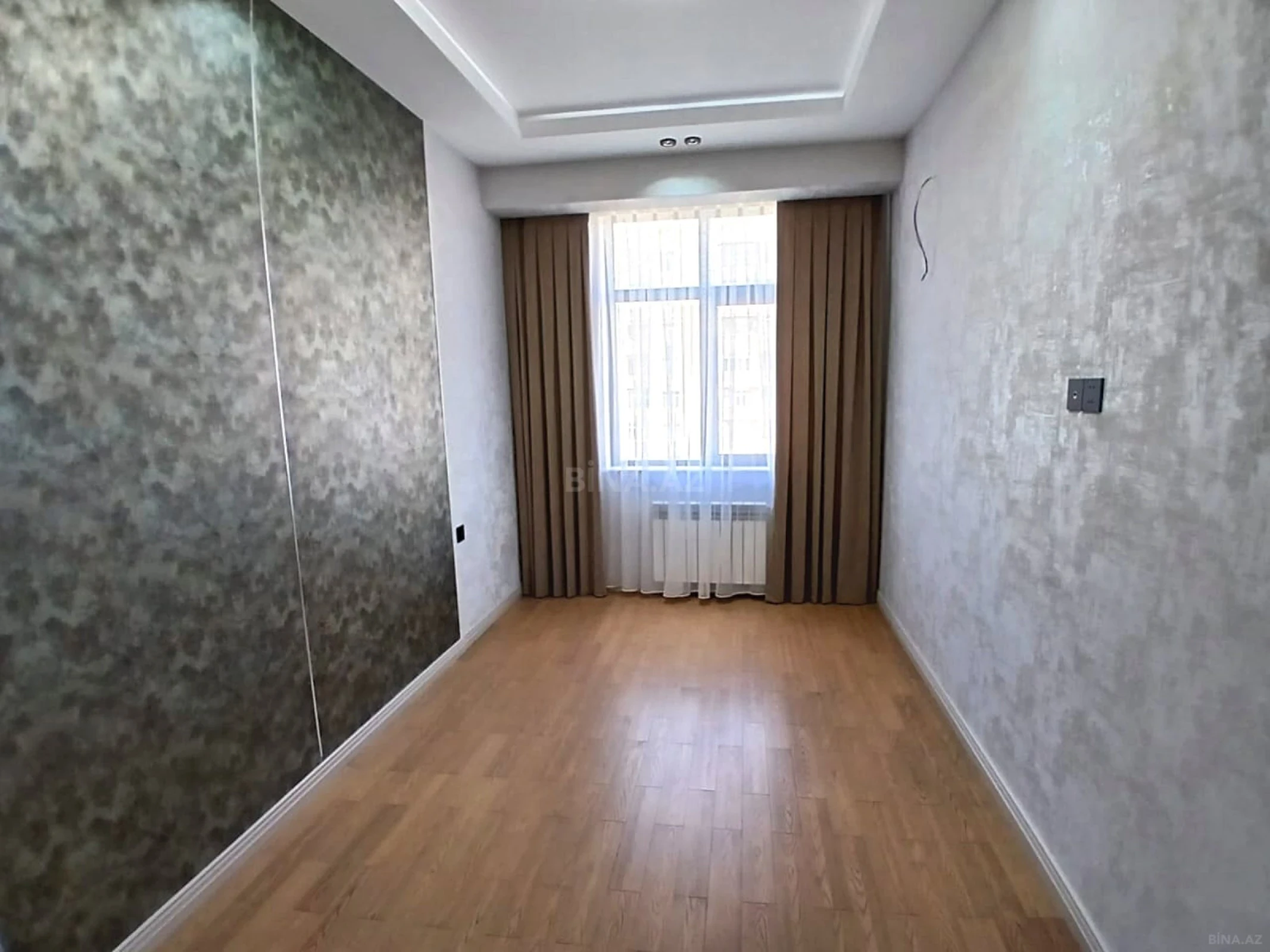 Satılır 2 otaqlı mənzil 62.5 m²