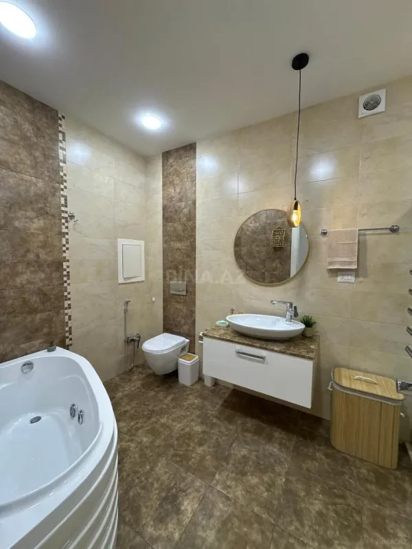 Satılır 2 otaqlı mənzil 100 m²