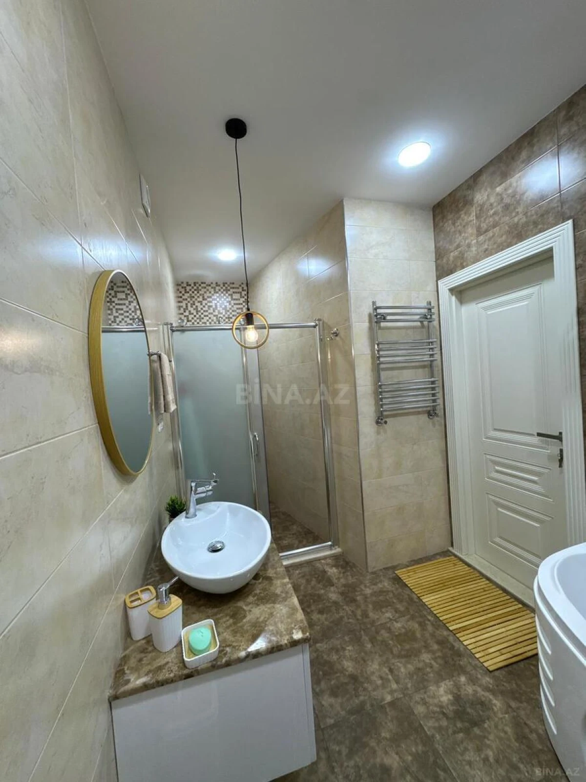 Satılır 2 otaqlı mənzil 100 m²