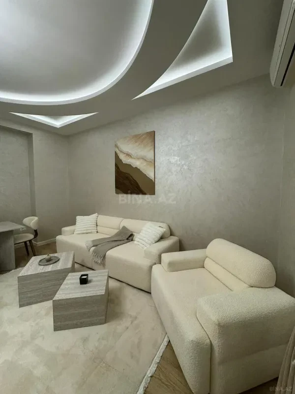 Satılır 2 otaqlı mənzil 100 m²