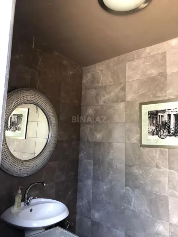 Kirayə verilir 4 otaqlı həyət evi 220 m²