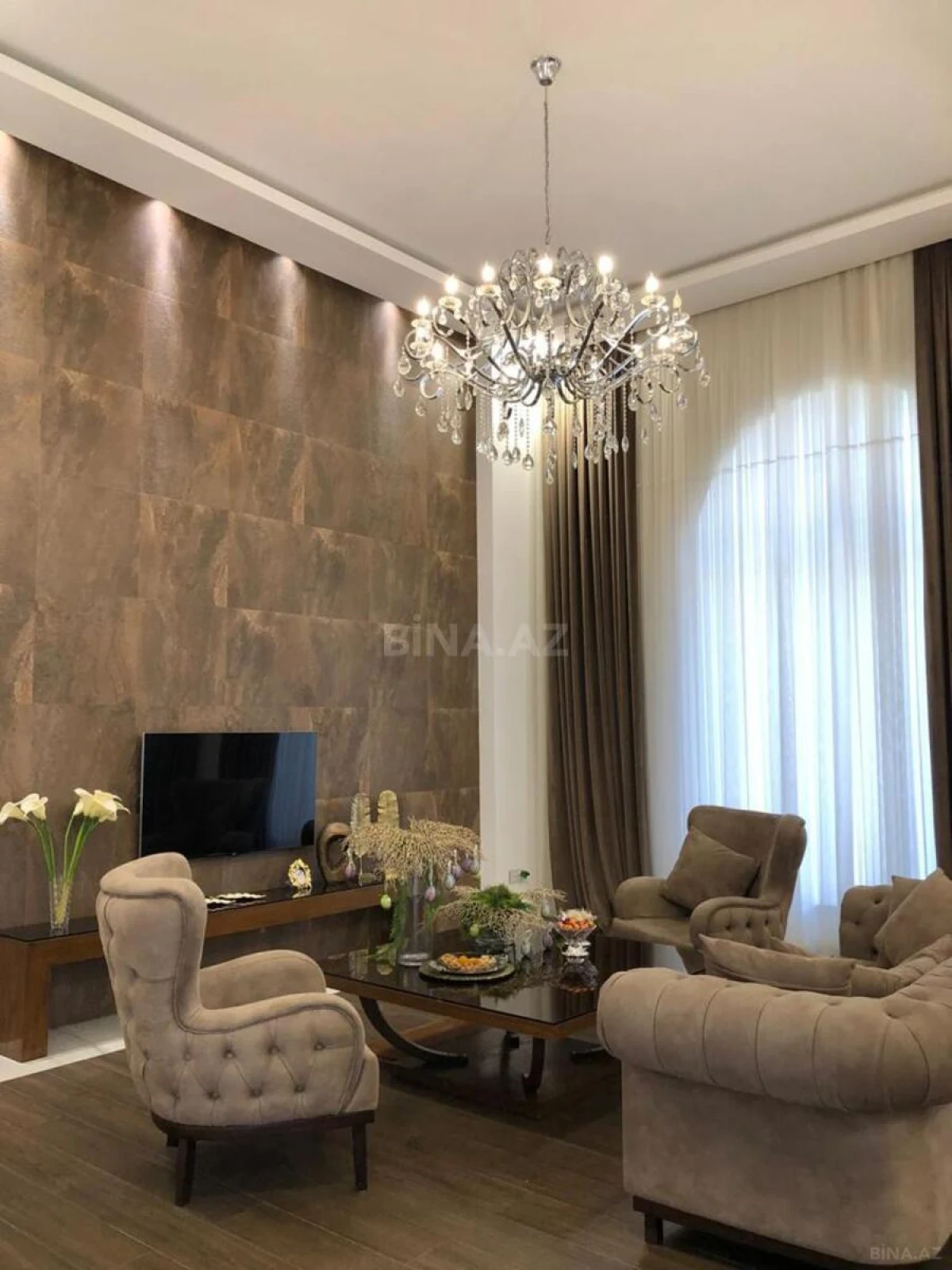 Kirayə verilir 4 otaqlı həyət evi 220 m²