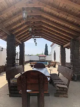 Kirayə verilir 4 otaqlı həyət evi 220 m²