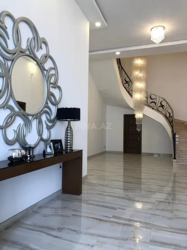 Kirayə verilir 4 otaqlı həyət evi 220 m²