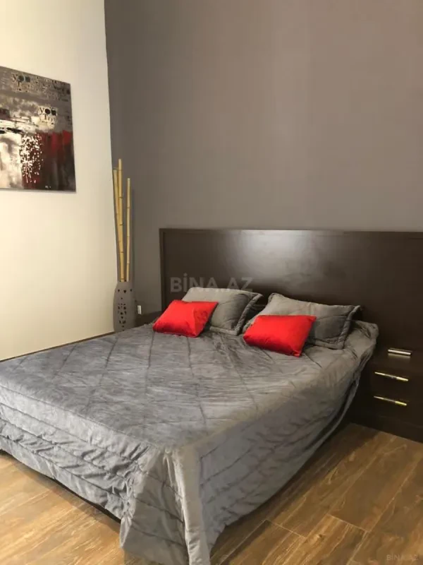 Kirayə verilir 4 otaqlı həyət evi 220 m²
