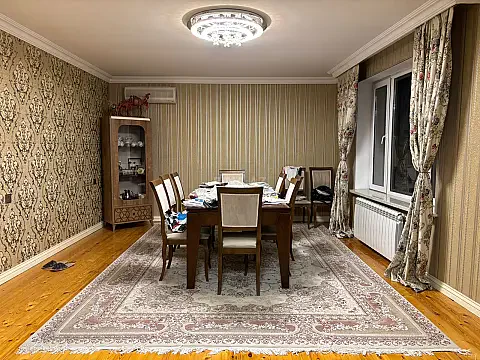 Satılır 7 otaqlı həyət evi 310 m²