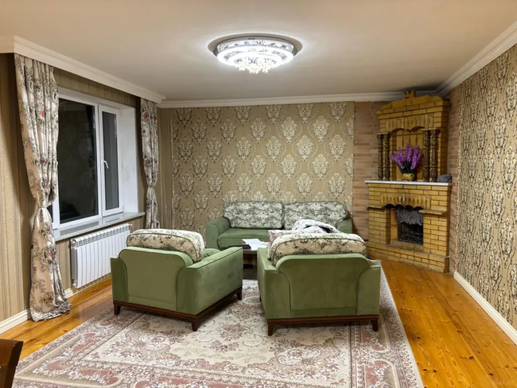 Satılır 7 otaqlı həyət evi 310 m²