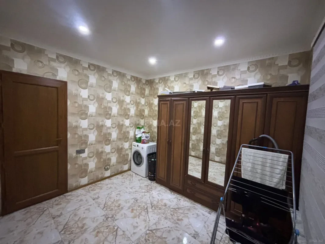 Satılır 7 otaqlı həyət evi 310 m²