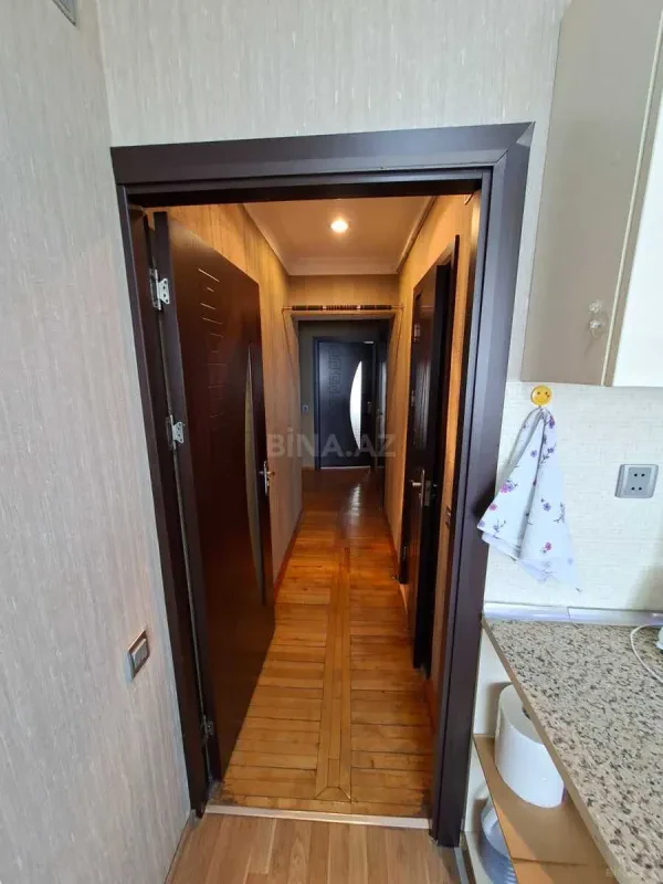 Satılır 4 otaqlı mənzil 120 m²