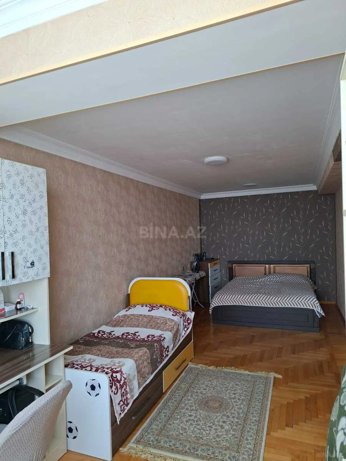 Satılır 4 otaqlı mənzil 120 m²
