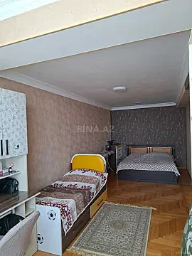 Satılır 4 otaqlı mənzil 120 m²