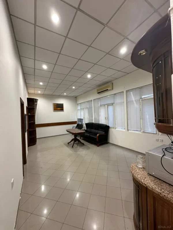 Kirayə verilir 3 otaqlı ofis 100 m²