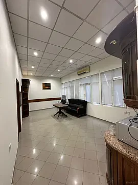 Kirayə verilir 3 otaqlı ofis 100 m²