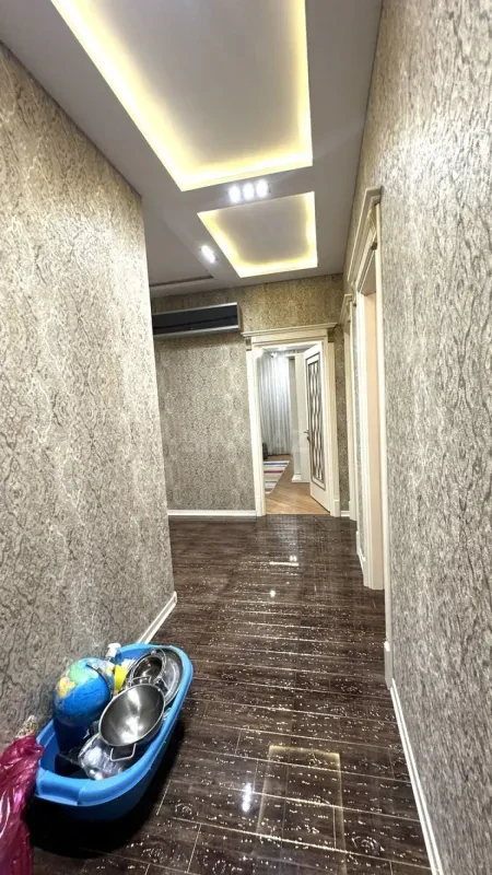 Kirayə verilir 3 otaqlı mənzil 135 m²
