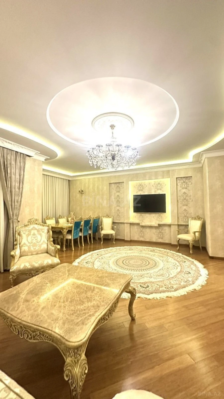 Kirayə verilir 3 otaqlı mənzil 135 m²