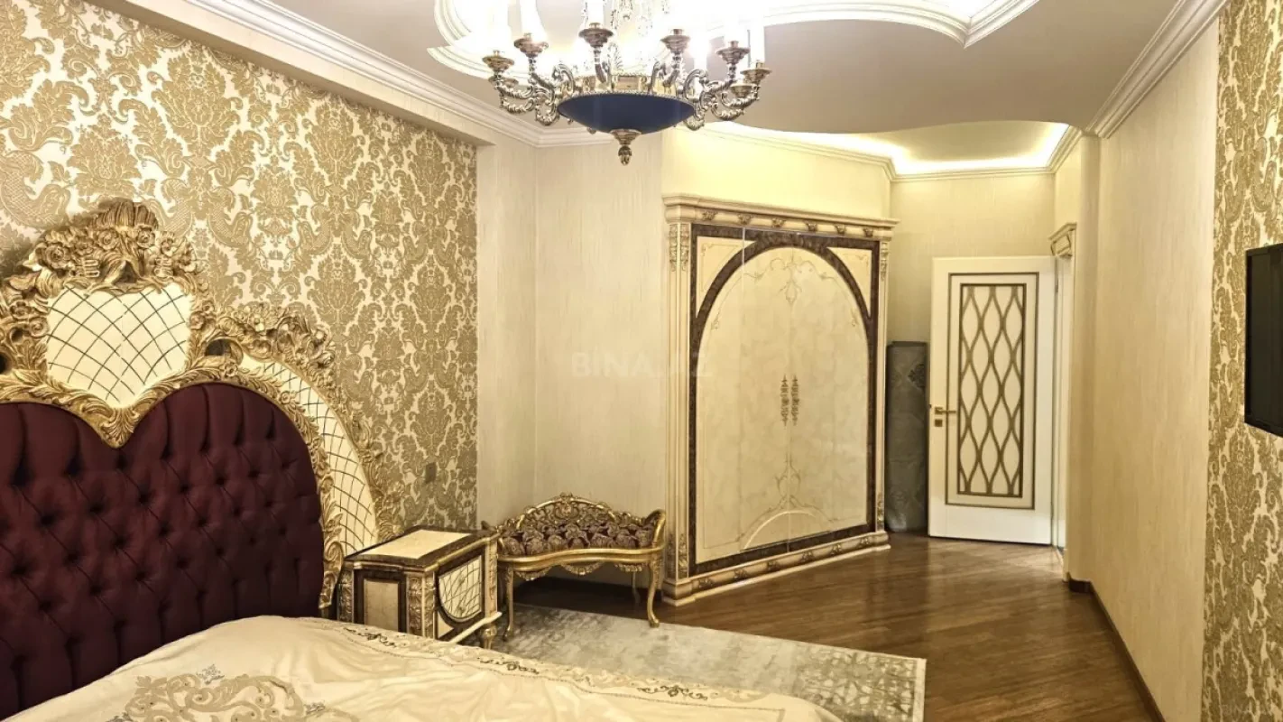 Kirayə verilir 3 otaqlı mənzil 135 m²