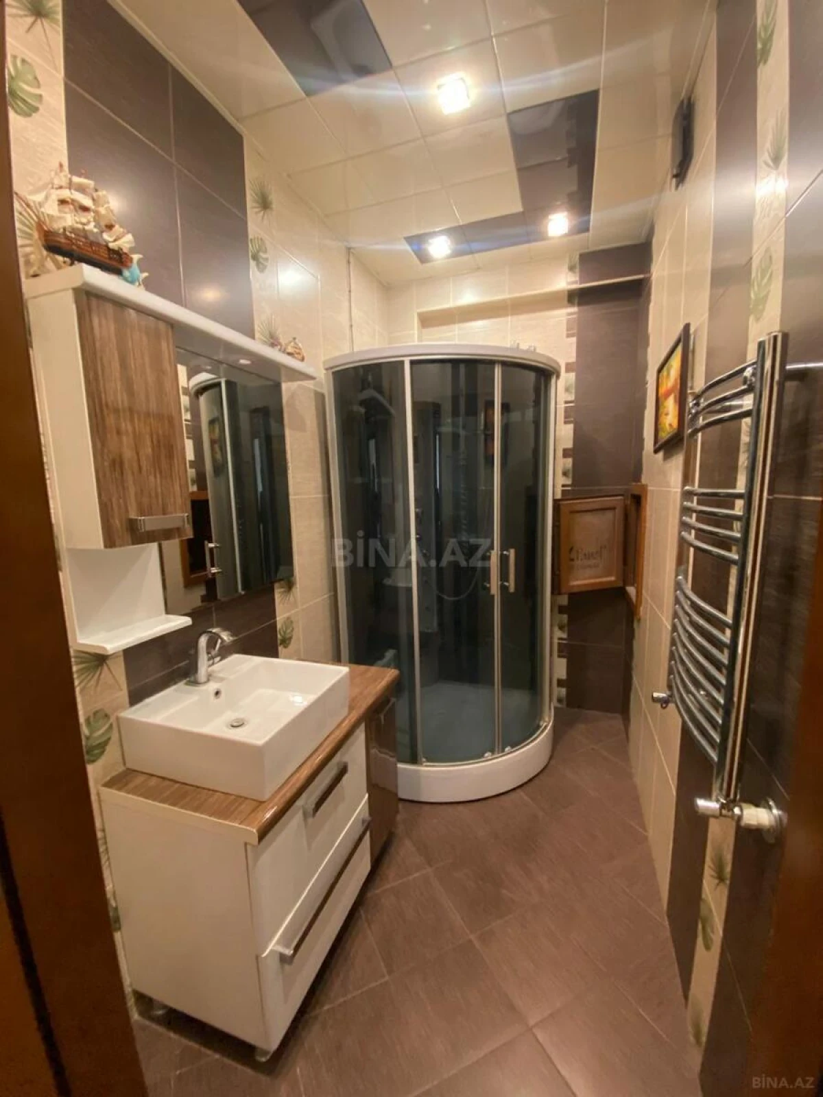 Kirayə verilir 3 otaqlı mənzil 135 m²