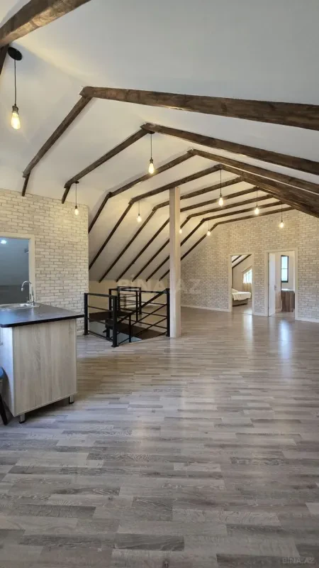 Satılır 6 otaqlı həyət evi 200 m²