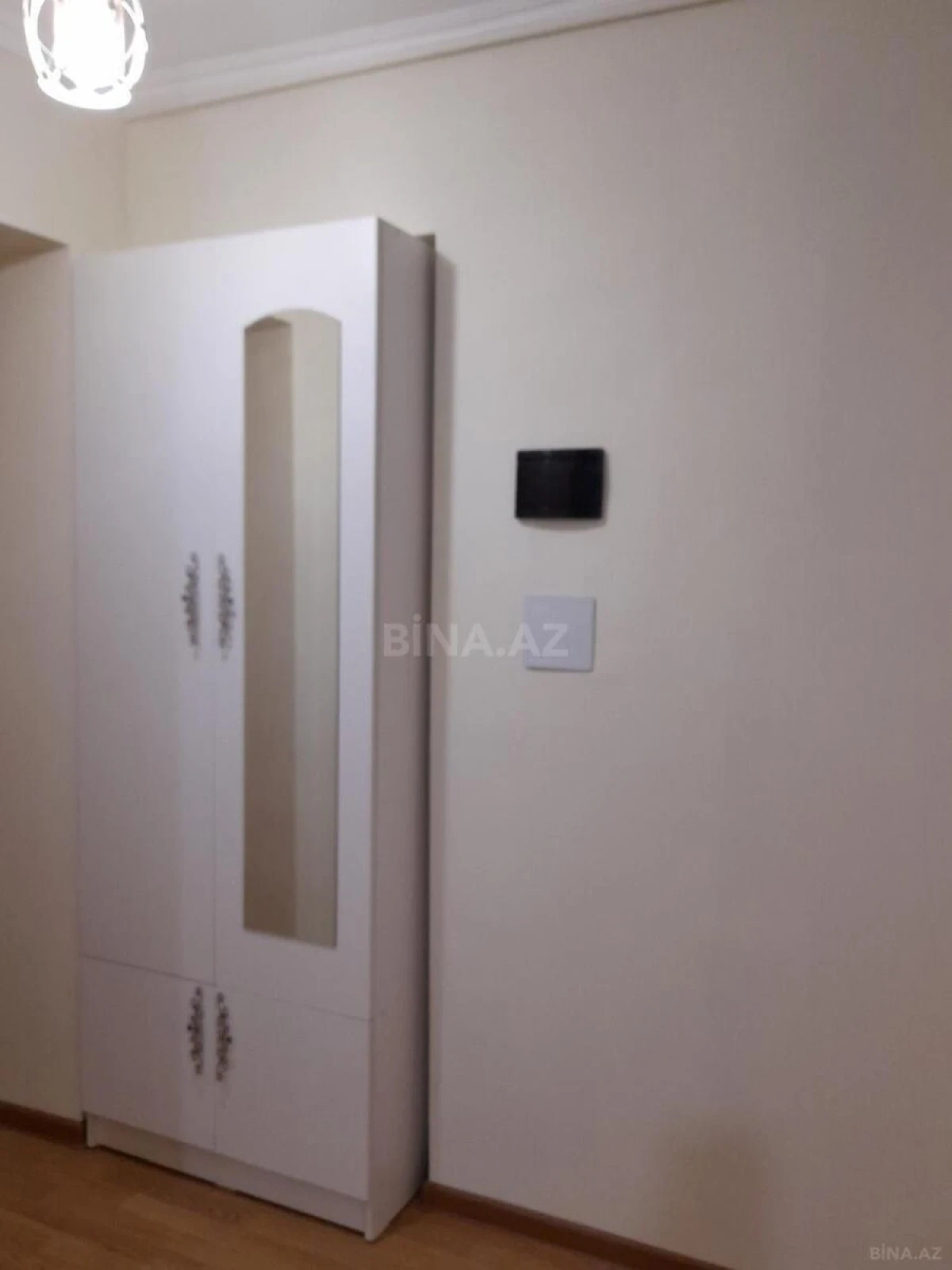 Kirayə verilir 2 otaqlı mənzil 55 m²