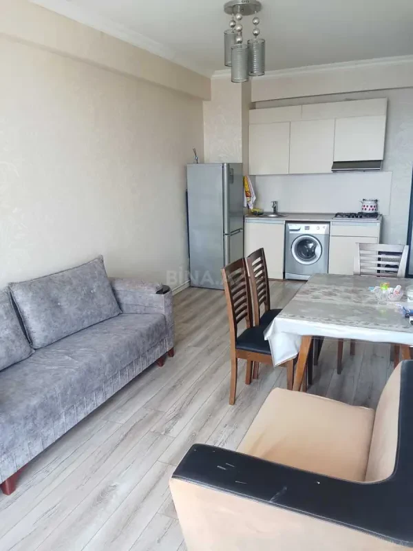 Kirayə verilir 2 otaqlı mənzil 65 m²