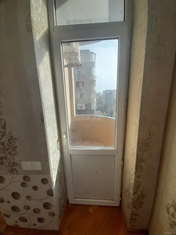 Kirayə verilir 2 otaqlı mənzil 96 m²