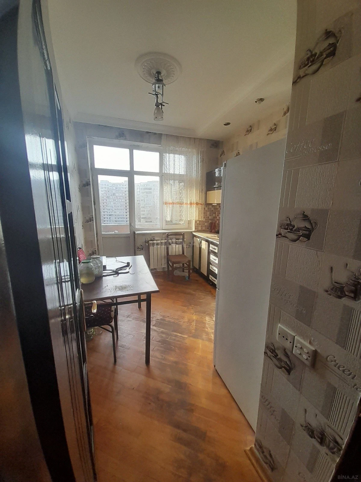 Kirayə verilir 2 otaqlı mənzil 96 m²