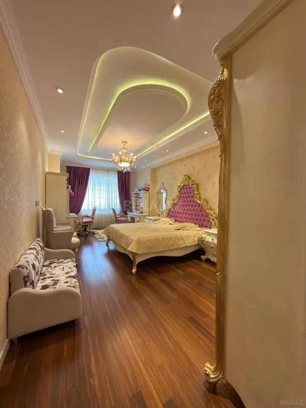 Satılır 3 otaqlı mənzil 170 m²