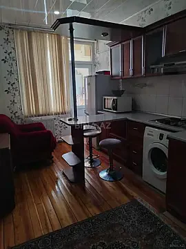 Kirayə verilir 1 otaqlı mənzil 60 m²