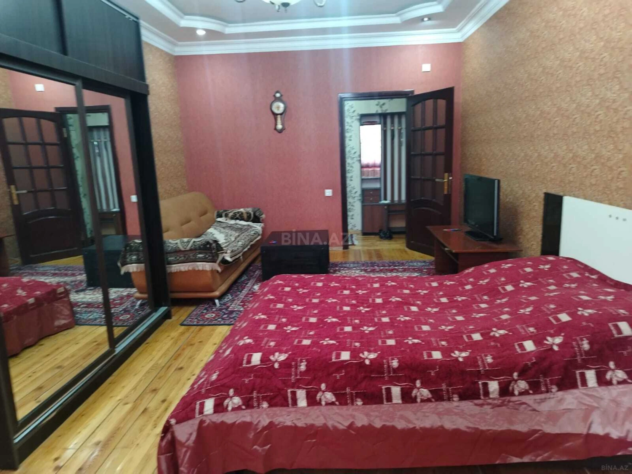 Kirayə verilir 1 otaqlı mənzil 60 m²
